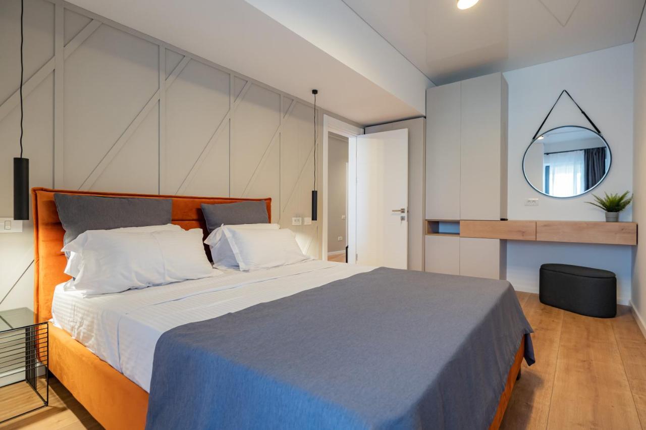 Apartment Portocaliu Punct *